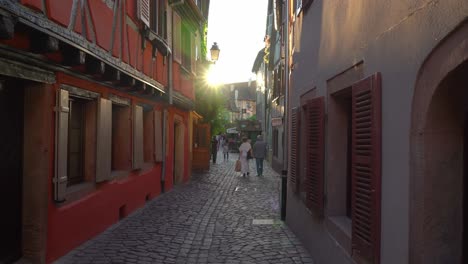 La-Petite-Venise-Ist-Ein-Perfektes-Beispiel-Traditioneller-Elsässischer-Architektur