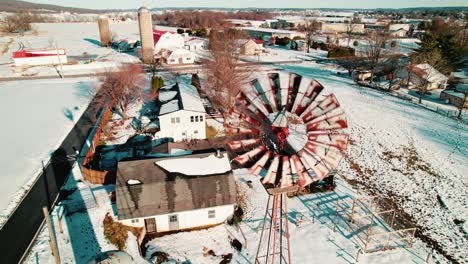 Wind-vane-in-winter,-Lancaster,-Pennsylvania,-USA