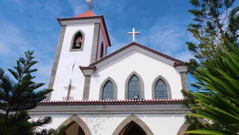 Malerische-Außenansicht-Der-Kirche-Des-Heiligen-Antonius-Von-Motael,-Der-ältesten-Römisch-katholischen-Kirche-In-Timor-Leste,-In-Der-Hauptstadt-Von-Osttimor,-Südostasien