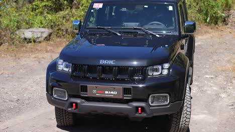 Frente-De-Auto-Todo-Terreno,-Baic-Bj40,-Todo-Terreno,-Auto-Chino,-Parrilla-Delantera-De-Automóvil