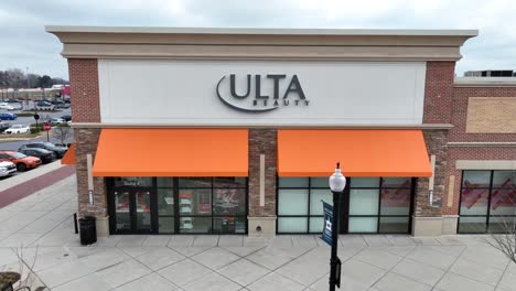 Aerial-establishing-shot-of-an-Ulta-Beauty-store