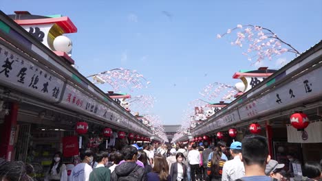 Japanischer-Tempel-In-Tokio,-Touristen,-Schreine-Von-Tokio,-Asakusa,-Sensoji,-Zeitraffer