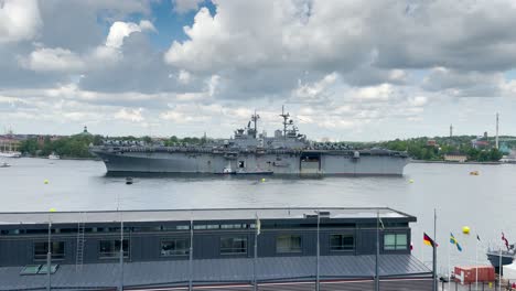 Wide-static-view-of-US-navy-ship-USS-Kearsarge-on-visit-in-Stockholm