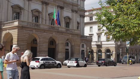 La-Scala,-Teatro-Alla-Scala,-Opera-House-In-Milan,-Italy