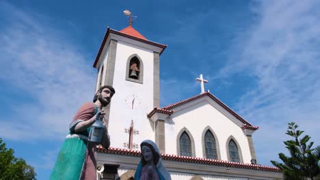 Statue-Der-Weihnachtskrippe-Mit-Maria,-Josef-Und-Dem-Jesuskind-In-Der-Kirche-Des-Heiligen-Antonius-Von-Motael-In-Der-Hauptstadt-Von-Osttimor,-Südostasien