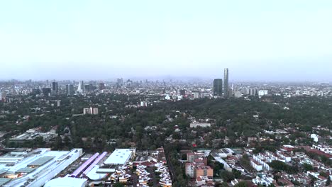 Coyoacan-from-drone,-Viveros-and-mitikah-tower