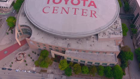 Birds-eye-view-of-the-Toyota-Center-basketball-arena-in-Houston,-Texas