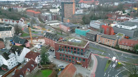 Drone-Flight-over-the-historic-city-in-Flensburg,-Germany