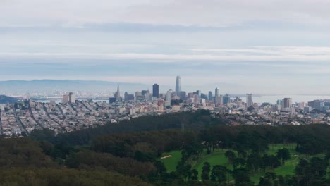 Drone-aerial-view-panning-to-the-right-of-San-Francisco