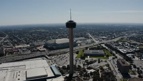 Tower-Of-The-Americas-In-San-Antonio,-Texas