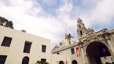 San-Diego-USA,-Museum-of-Us,-California-Tower-and-Gate-to-Balboa-Park,-Low-Angle