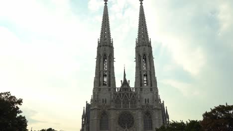 Last-Sun-Light-Shines-on-Votivkirche-in-Vienna