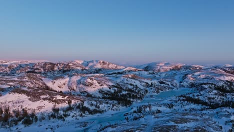 Terreno-Invernal-Cerca-De-Bessaker-En-Trondelag,-Noruega