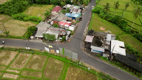 Busy-road-in-rural-countryside-area,-Bali-in-Indonesia