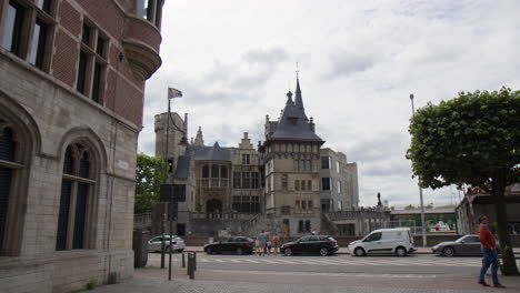 Rückfassade-Des-Het-Steen-Museums-In-Der-Altstadt-Von-Antwerpen-In-Belgien