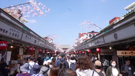 Japanischer-Tempel-In-Tokio,-Touristen,-Asakusa,-Sensoji,-Zeitraffer,-Tokio-Schreine