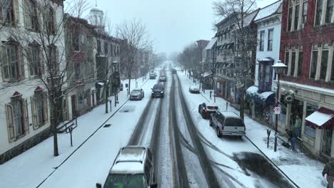 Histórica-Ciudad-Americana-Durante-La-Tormenta-De-Nieve