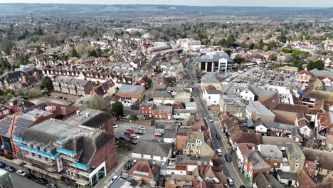 Sevenoaks-Town-Kent-Großbritannien-High-Street-Drohne,-Luftaufnahme