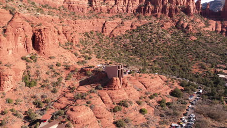 Kapelle-Des-Heiligen-Kreuzes,-Sedona,-Arizona,-USA