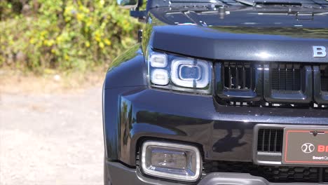 Front-light-for-off-road-vehicles,-BAIC-BJ40-,-all-terrain,-Chinese-car