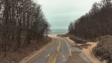 Sand-covering-the-road-in-a-thick-blanket