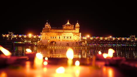 The-Golden-Temple-Amritsar-India-Celebrate-Gurupurab-in-Golden-Temple-and-Fireworks