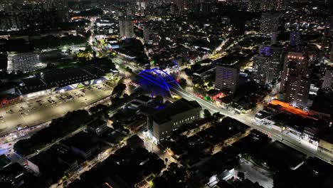 Puente-Colgante-En-Osasco-En-Sao-Paulo-Brasil