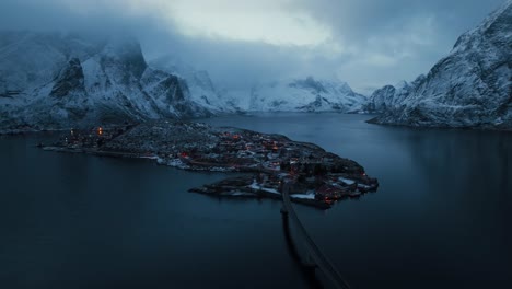 Luftaufnahme-Der-Lofoten-Inseln,-Wunderschöne-Landschaft-Im-Winter