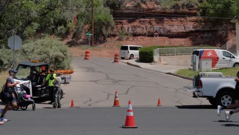 Zeitlupenaufnahme-Der-Läufer-Beim-Intermountain-Health-Ironman-70