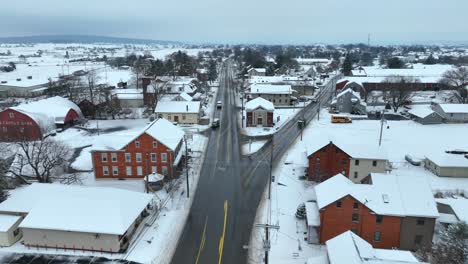 Intercourse,-Pennsylvania-downtown-in-Amish-Country-during-winter-with-snow