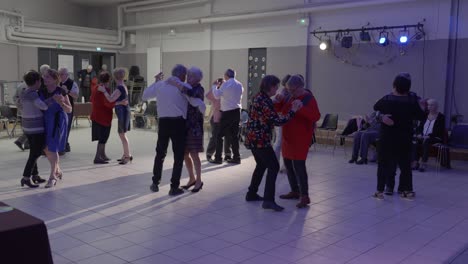 Seniors-Enjoying-a-Dance-Evening-Together