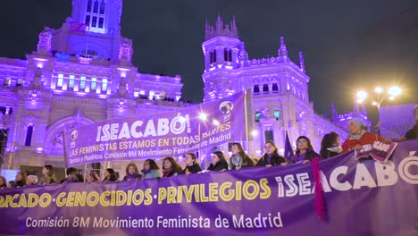 Miles-De-Personas-Marchan-Durante-Una-Manifestación-El-Día-Internacional-De-La-Mujer-Frente-A-La-Plaza-De-Cibeles.