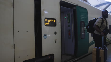 Muslim-man-on-pilgrimage-disembarks-Haramain-Mecca-train