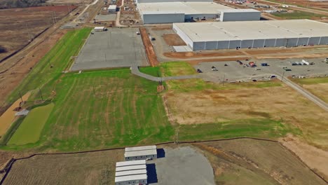 Aerial-reveal-of-Ford's-BlueOval-City-in-Stanton,-Tennessee