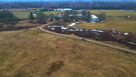 Maravilloso-Otoño-Invierno-Naturaleza-Paisaje-Congelado-Bosque-Nevado-Drone-Aéreo