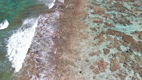 Luftaufnahme-Der-Korallenbarriere-Bei-Los-Roques