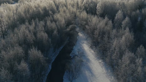 --62-Grad-Eiskalter-Sonniger-Tag-In-Ruhiger-Arktischer-Natur,-Luftaufnahme