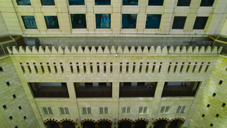 Tilt-up-aerial-revealing-the-front-profile-of-Anjum-Makkah-Hotel