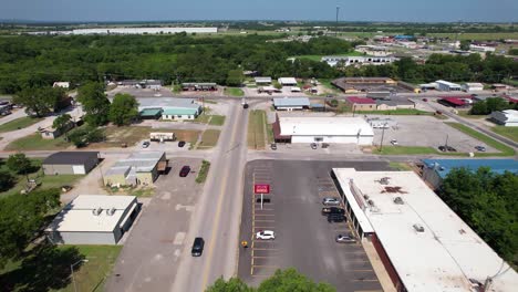 Este-Es-Un-Video-Sobrevolando-La-Ciudad-De-Marietta-En-Oklahoma