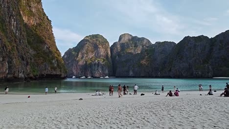 the-most-popular-beach-in-thailand-maya-bay