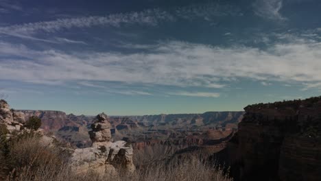 Video-Panorámico-De-Lapso-De-Tiempo-De-Nubes-Sobre-El-Parque-Nacional-Del-Gran-Cañón-En-Arizona