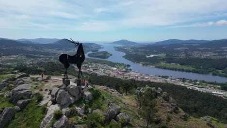 Deer-Sculpture-Viewpoint-in-Vila-Nova-de-Cerveira,-North-Portugal---Aerial-4k-Pedestal