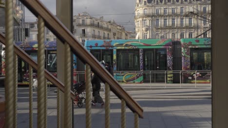 Zeitlupen-Einstellung-Der-Neuen-Kostenlosen-Straßenbahnen-In-Montpellier