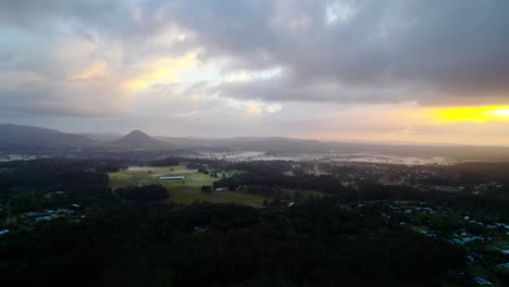 Panorama-Der-Unterkünfte-Im-Hinterland-Von-Noosa-Bei-Kurzurlauben-An-Der-Sunshine-Coast,-Queensland,-Australien