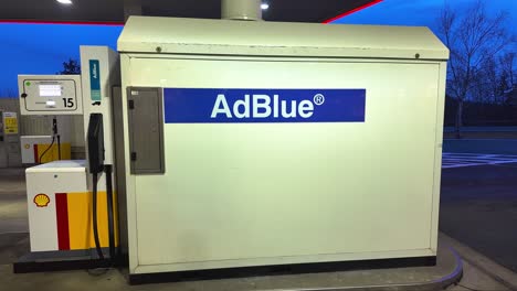 Estación-De-Llenado-De-Líquido-Aditivo-Adblue-Shell-Para-Vehículos-Diésel