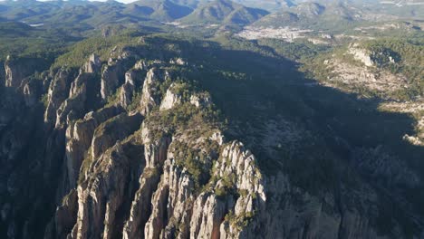 drone-above-Copper-Canyon-Mexican-Mountains-Skyline-Mexico-Chihuahua-Sierra-Madre-Occidental,-Travel-Trek-Spot-Aerial