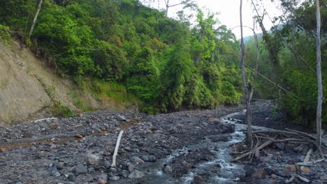 Rocky-River-Flowing-From-The-Amazon-Mountains-Near-Rionegro,-Colombia,-South-America