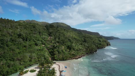 Stunning-landscape-near-Rincon-beach-on-sunny-day,-Caribbean