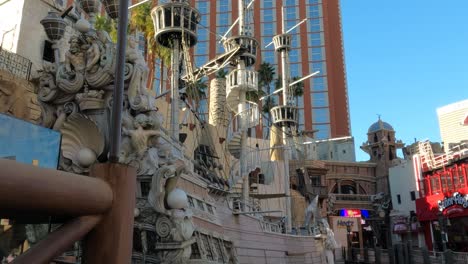 Replica-of-Pirate-Ship-in-Front-of-Treasure-Island-Hotel-and-Casino,-Las-Vegas-Nevada-USA