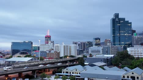 Kapstadt-Panorama-Mit-Blick-Auf-Die-Stadt-An-Einem-Bewölkten-Tag-In-Südafrika